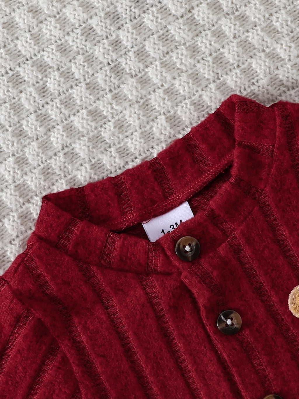 Conjunto Bebê Menino Inverno | Macacão Vermelho Emblema Urso + Touca 0–18 Meses