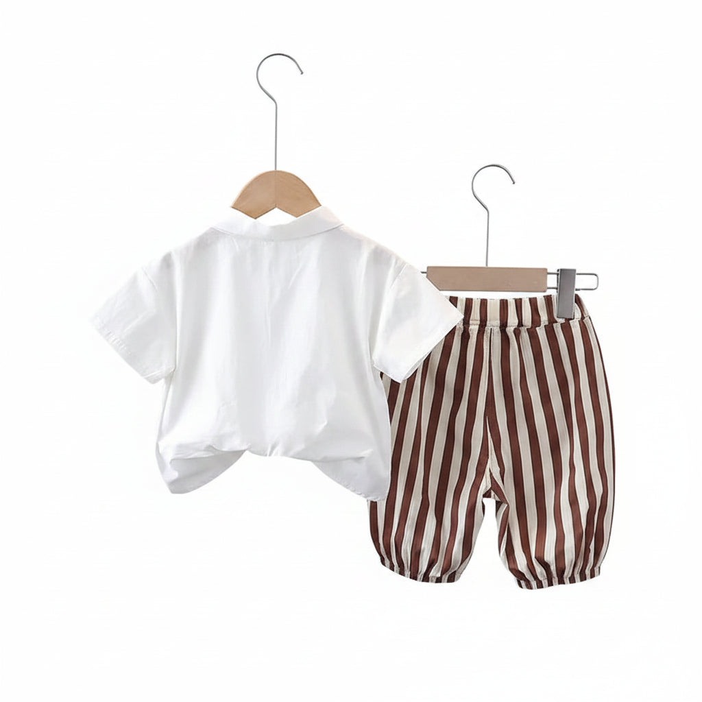 Conjunto 2 Peças Bebê Menino | Camisa Polo Branca + Calça Listrada Casual 12M–5 Anos