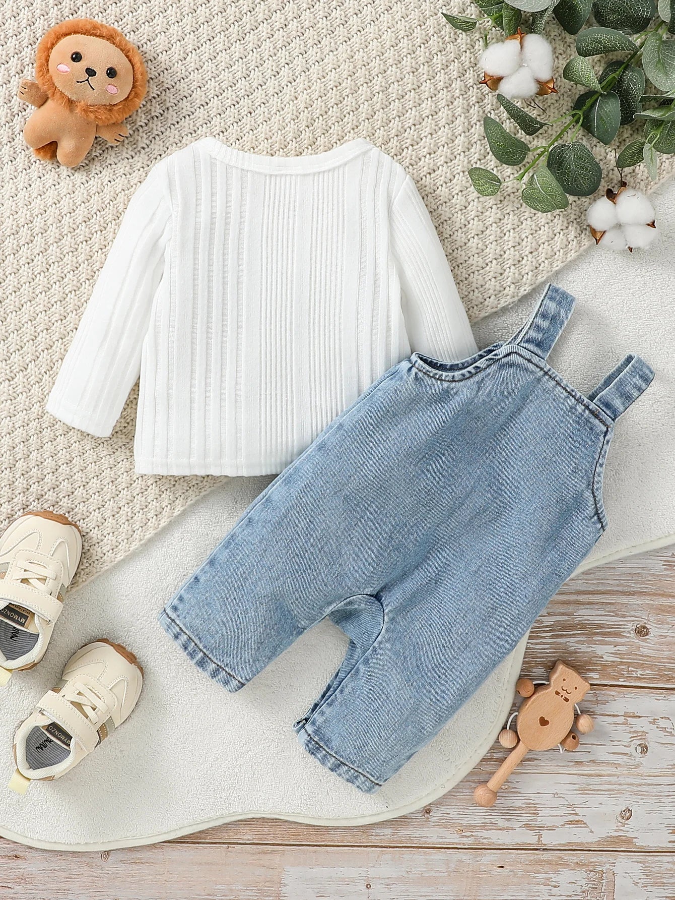 Conjunto 2 Peças Bebê Body + Camiseta Estampa Letras | 0–9 Meses