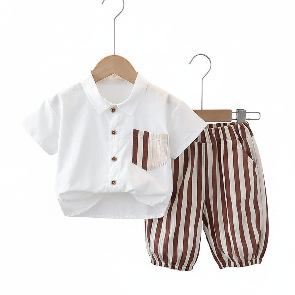 Conjunto 2 Peças Bebê Menino | Camisa Polo Branca + Calça Listrada Casual 12M–5 Anos