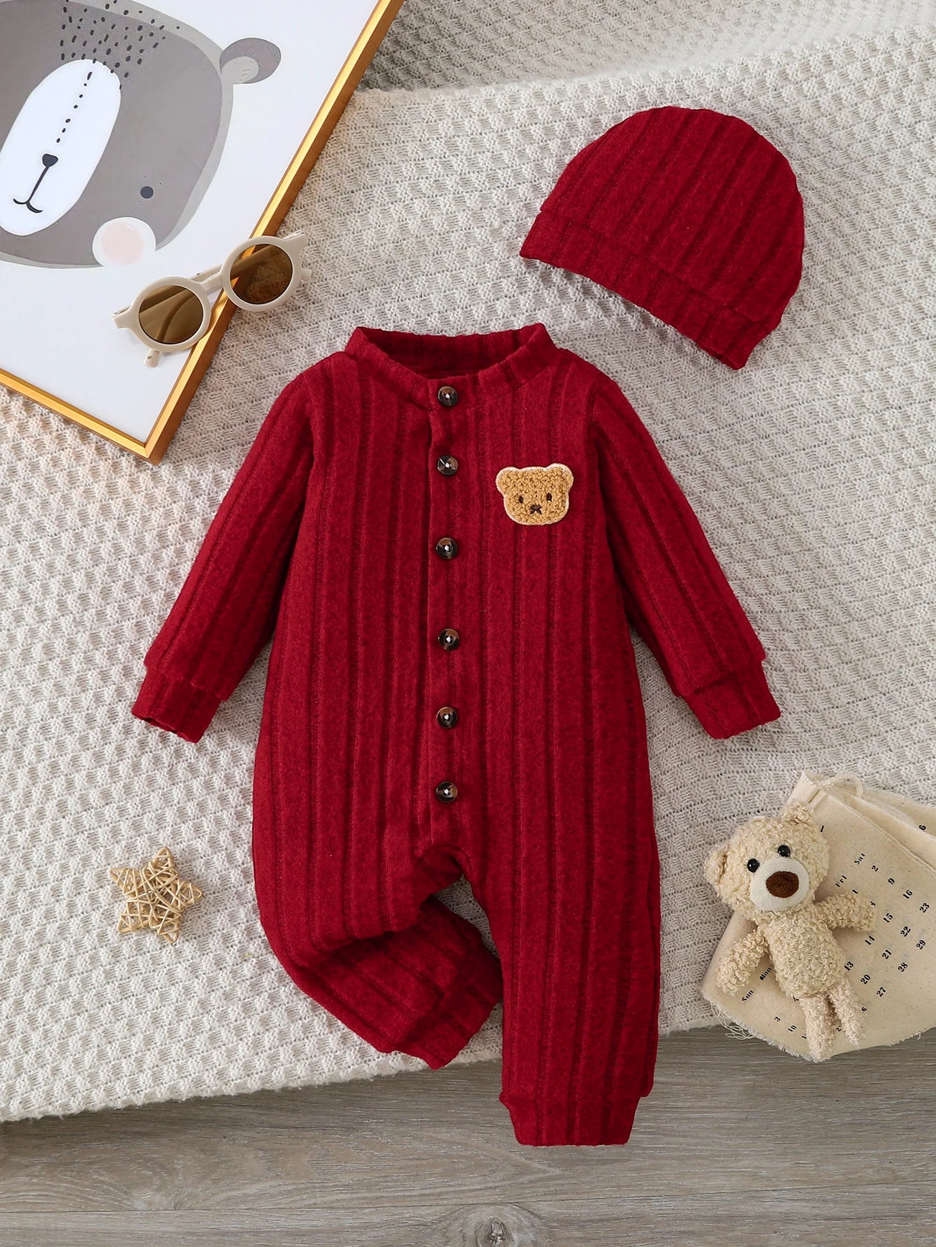 Conjunto Bebê Menino Inverno | Macacão Vermelho Emblema Urso + Touca 0–18 Meses
