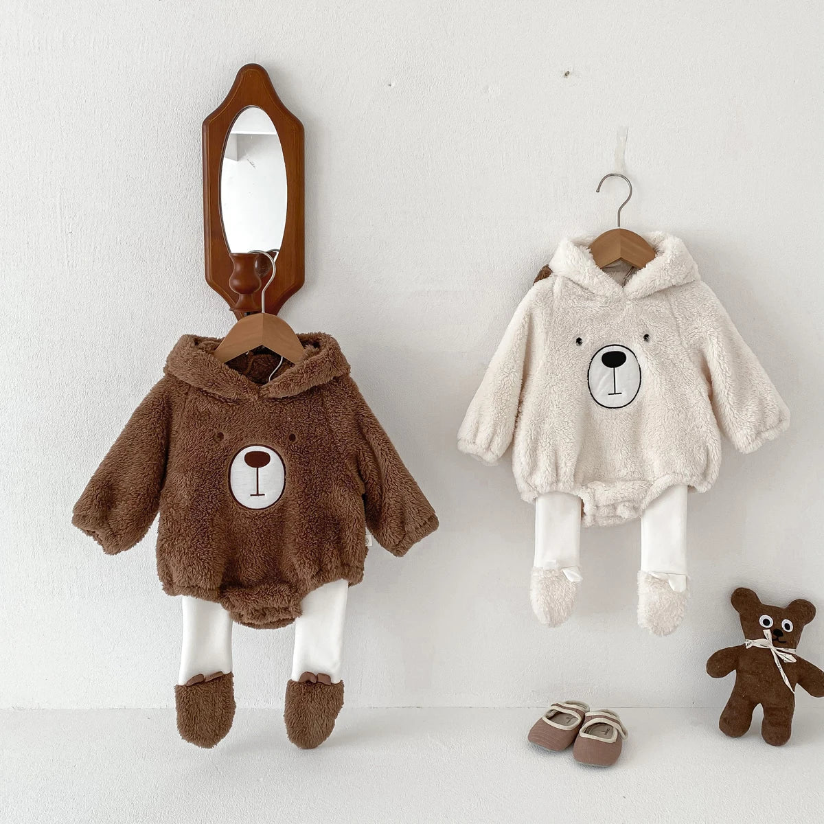 Macacão Bebê Inverno com Orelhinhas de Urso | Plush com Capuz Versão Coreana 0–12 Meses