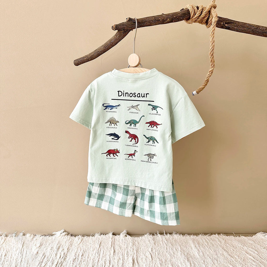 Conjunto Verão Bebê Dinossauro | Camiseta Estampada + Shorts Xadrez 6M-3 Anos