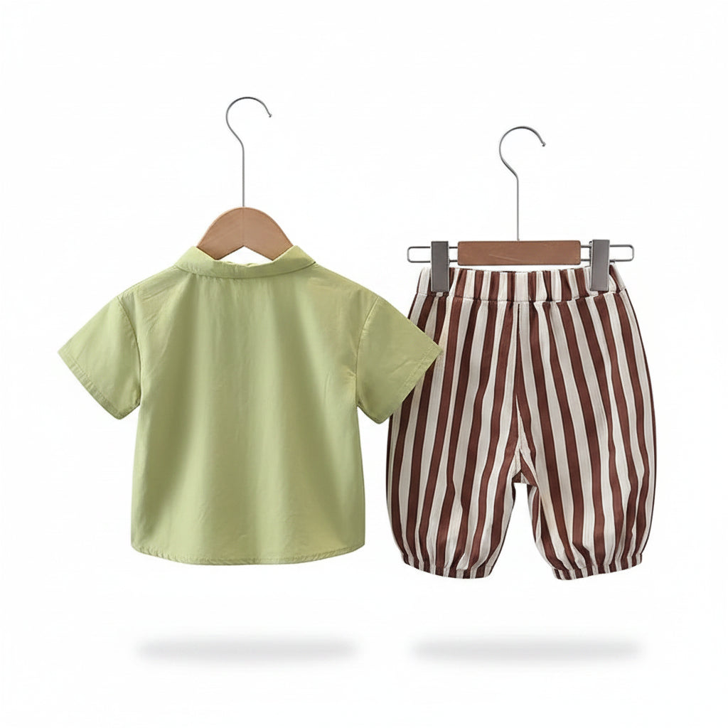 Conjunto 2 Peças Bebê Menino | Camisa Polo Branca + Calça Listrada Casual 12M–5 Anos
