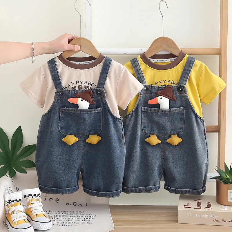 Conjunto 2 Peças Infantil Camiseta + Jardineira | Unissex 12M–5 Anos