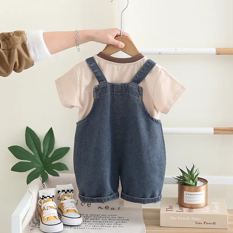 Conjunto 2 Peças Infantil Camiseta + Jardineira | Unissex 12M–5 Anos